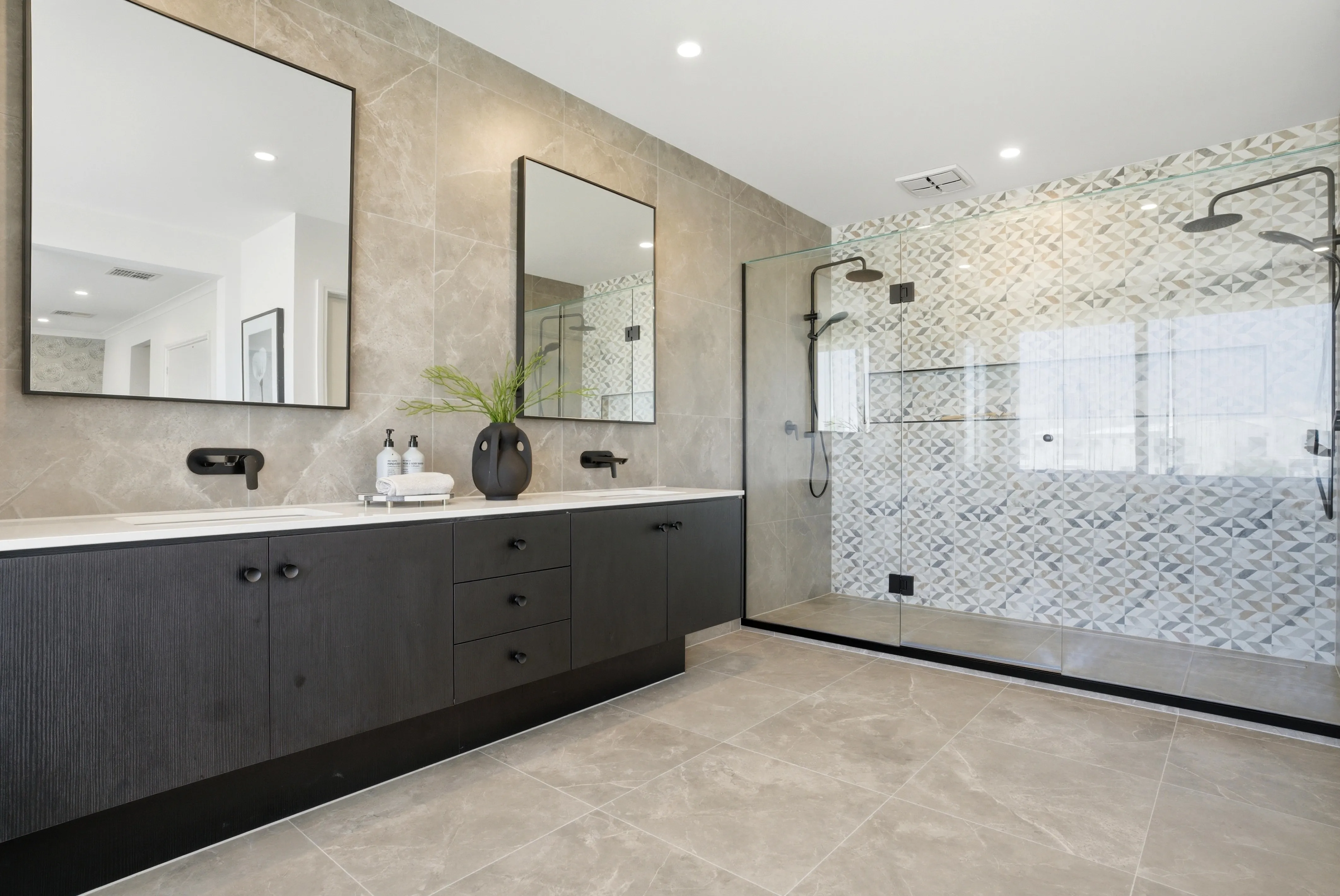 Master Ensuite